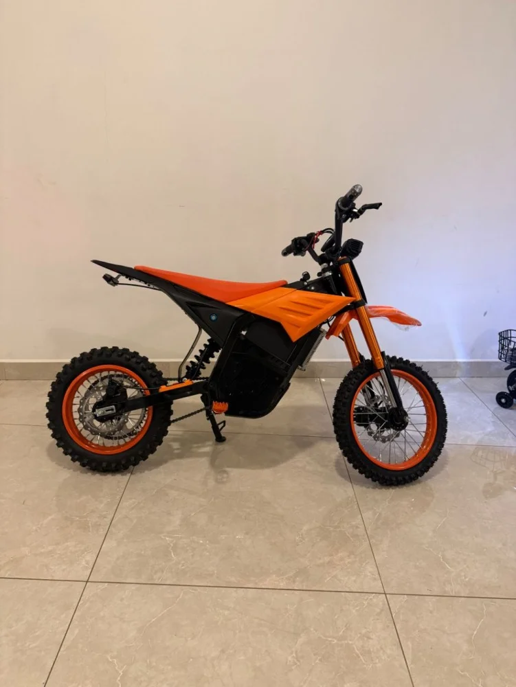 NOVA VELOZ BIKE CROSS / Autopropelido elétrico equipado com motor elétrico de 1000w, velocidade max 32km