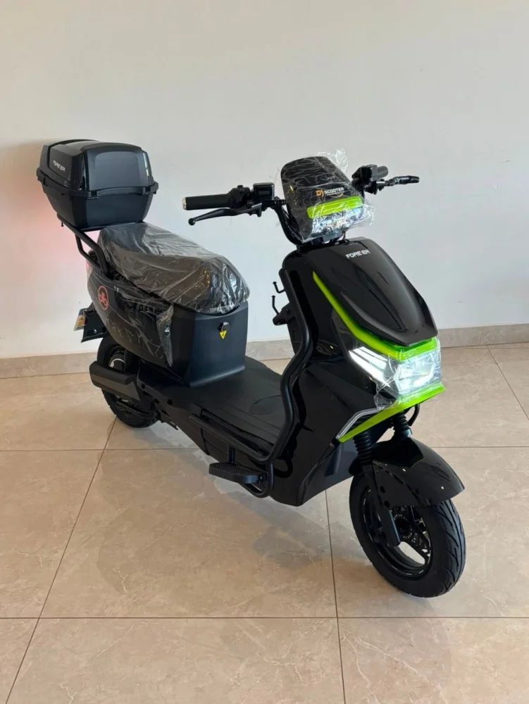 FOREVER FOREVER P8 com motor elétrico de 1000w, velocidade max 32km